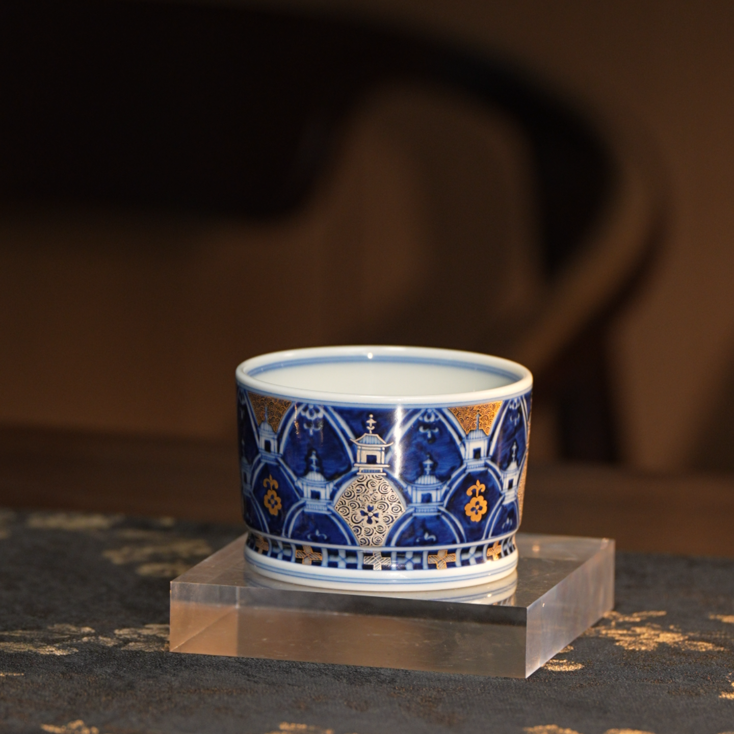 X 铭清堂 描金多宝塔杯