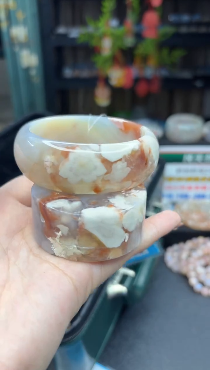 【闪购商品】石英质玉手镯未镶嵌2279（56圈赠送镯心）