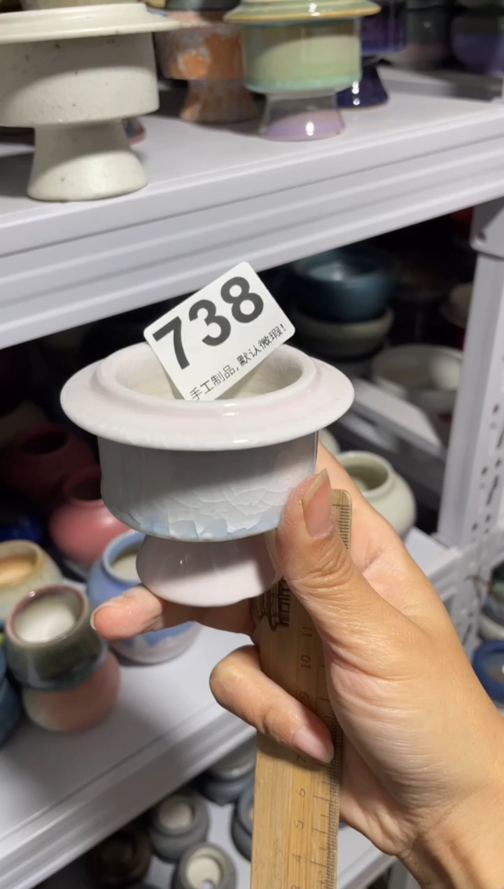 瓷片p****i738知木小芳花盆