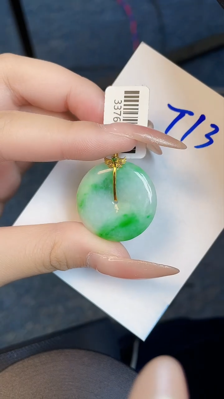 【闪购商品】翡翠颈饰18K金镶嵌00000000