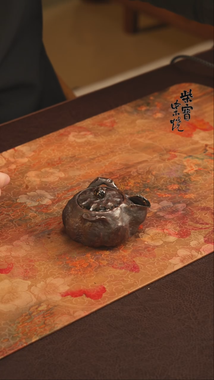 【闪购商品】杯506北山老师柴烧紫砂暗夜玫瑰