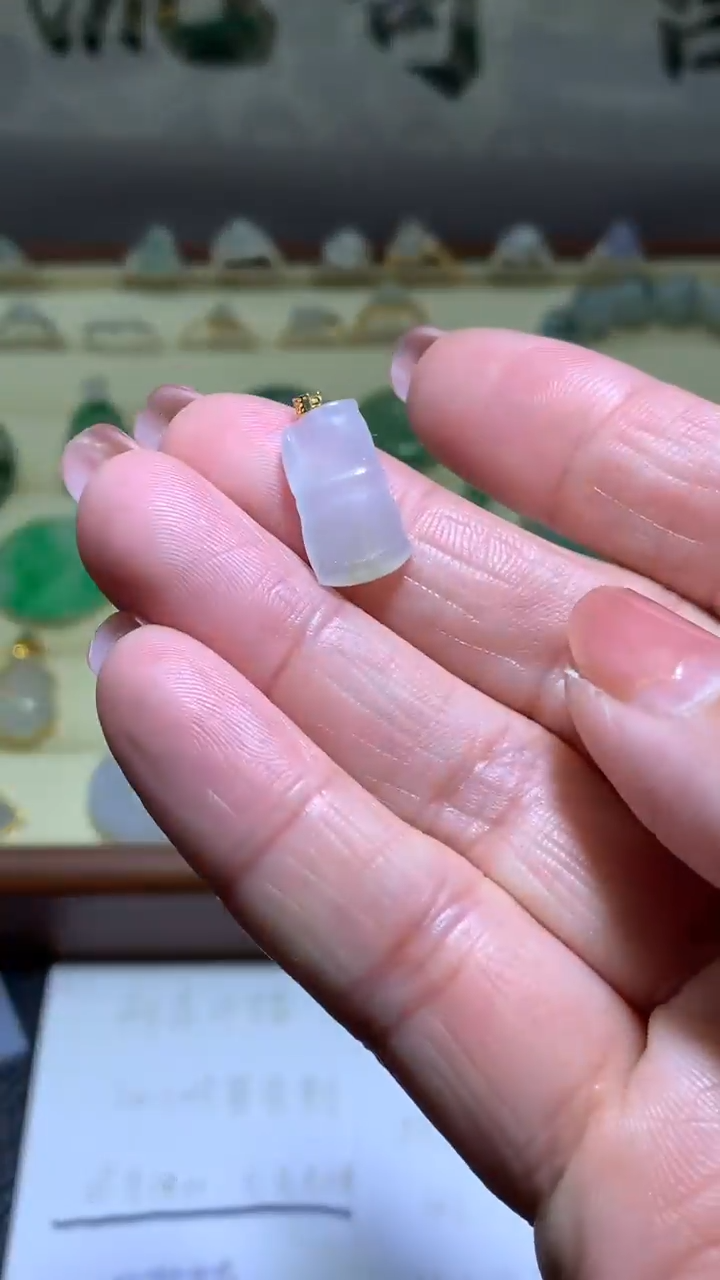 【闪购商品】翡翠颈饰18K金镶嵌041天然缅甸翡翠A货