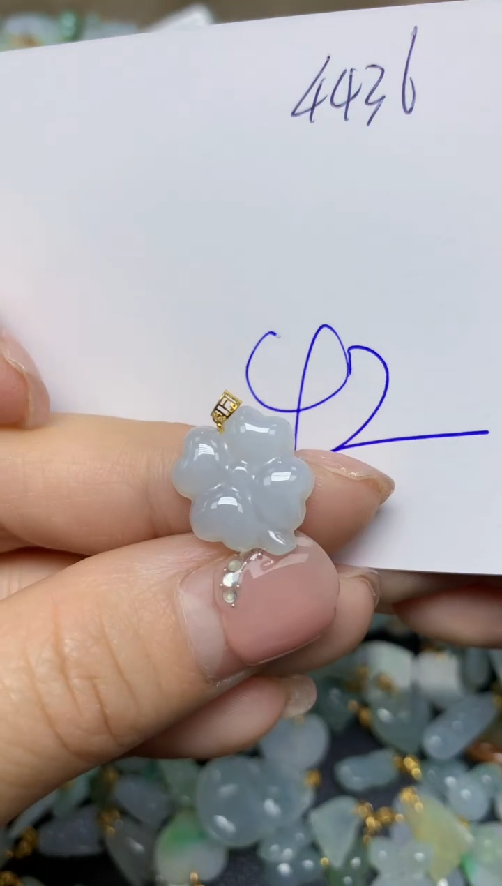 【闪购商品】翡翠挂件18K金镶嵌 天然翡翠A货