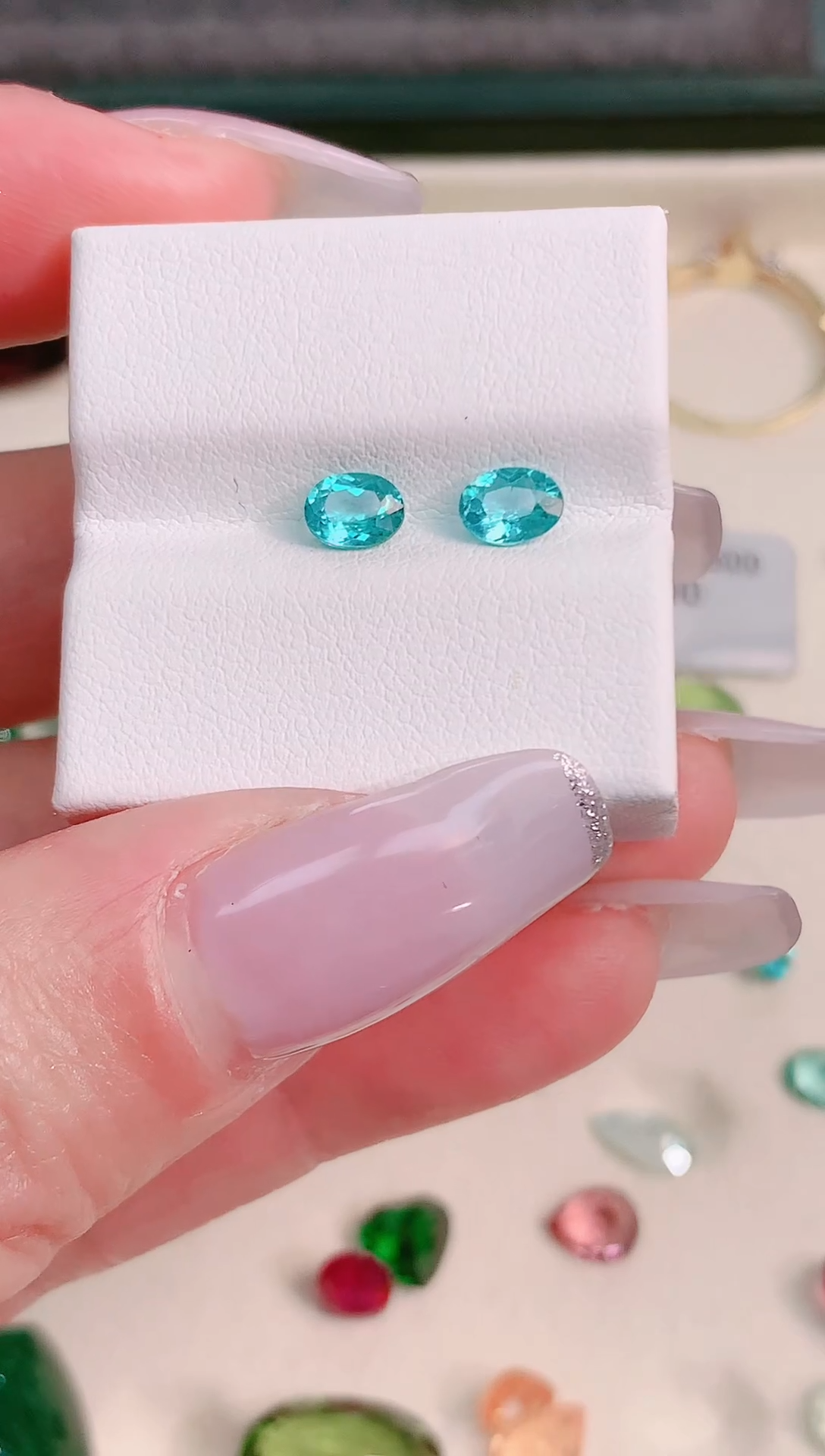 未镶嵌磷灰石裸石0.98ct   2p