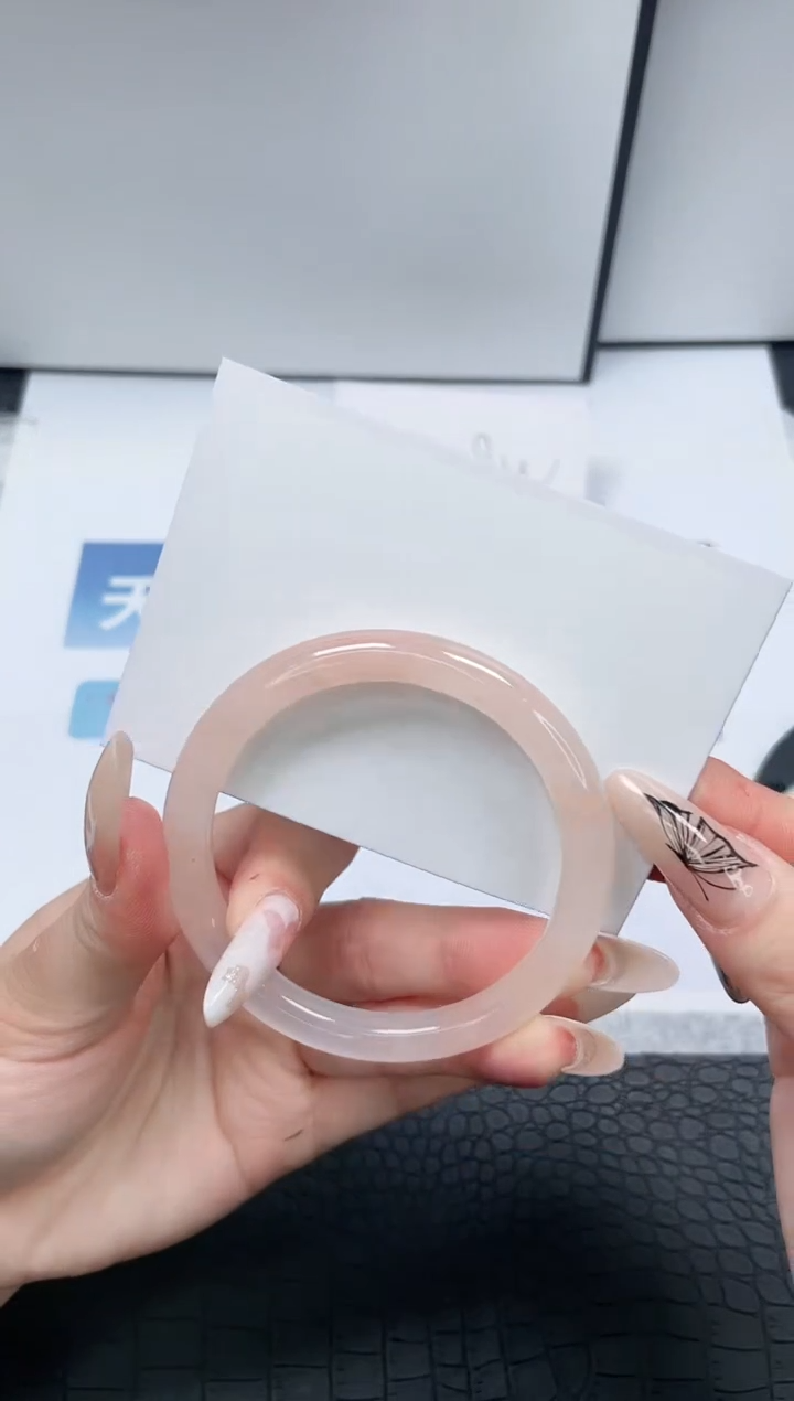 【闪购商品】石英质玉手镯未镶嵌223-57