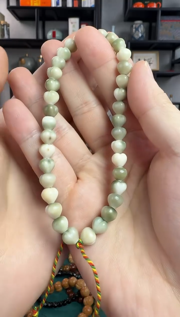 手串龙脊菩提E528小青龙屁桃龙脊菩提手持8.6mm左右