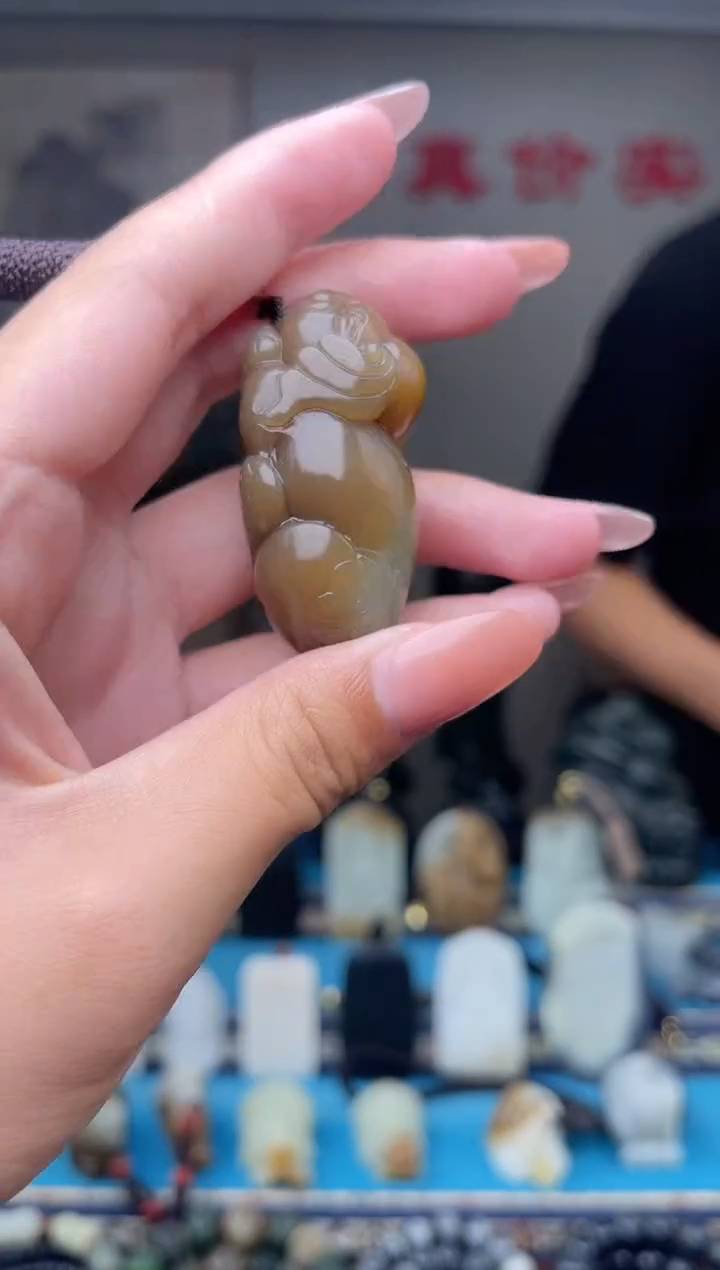 未镶嵌和田玉挂件1
