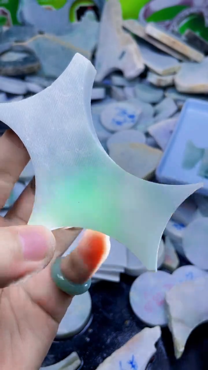 颈饰未镶嵌翡翠翡翠翡翠529