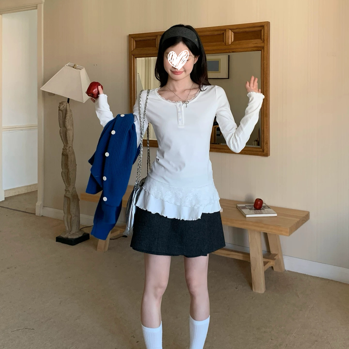 云糯奶白蕾丝边蝴蝶结修身长袖内搭