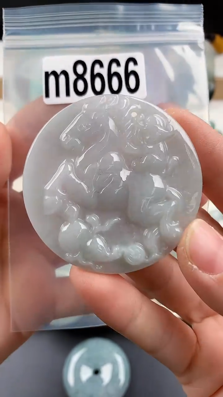 颈饰未镶嵌翡翠天然翡翠吊坠挂件