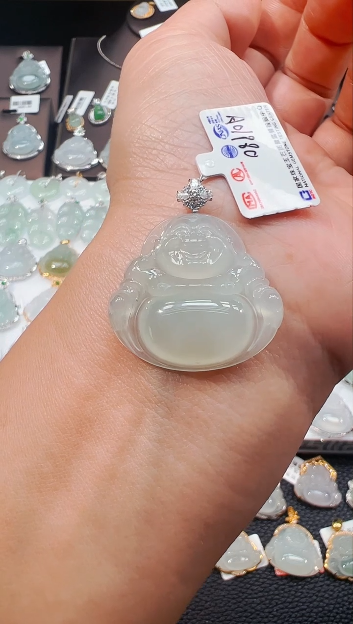 吊坠(不含链)18K金镶嵌翡翠佛公吊坠