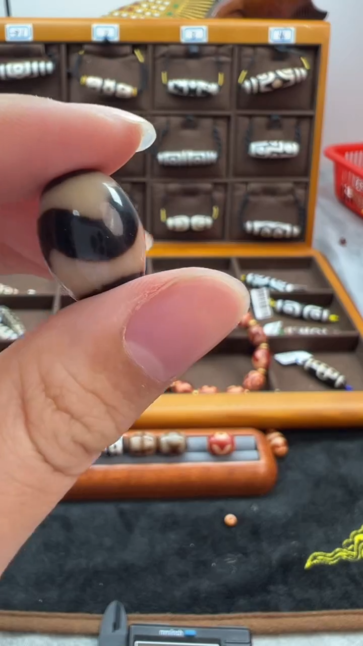 玛瑙/玉髓（覆膜）颈饰未镶嵌28（微瑕随机发货）