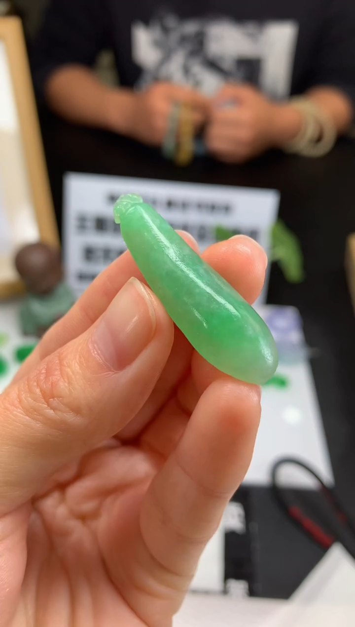 【闪购商品】定制翡翠未镶嵌吊坠-91188