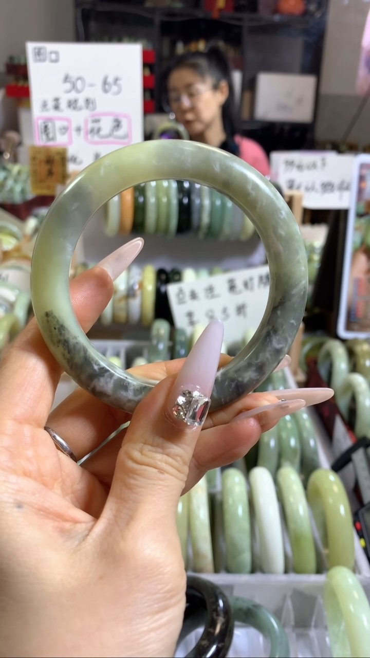 未镶嵌岫玉手镯50 61+