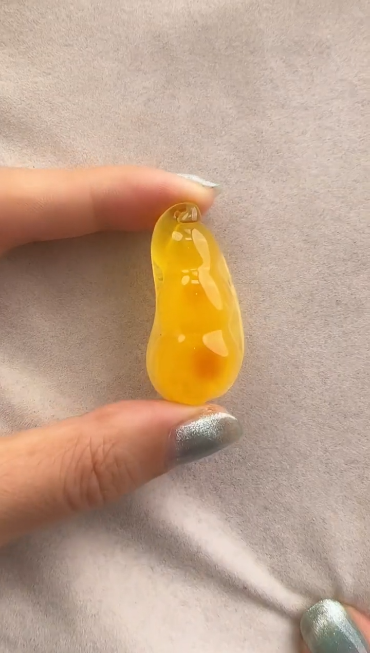 【闪购商品】琥珀裸石未镶嵌10215251-吊坠
