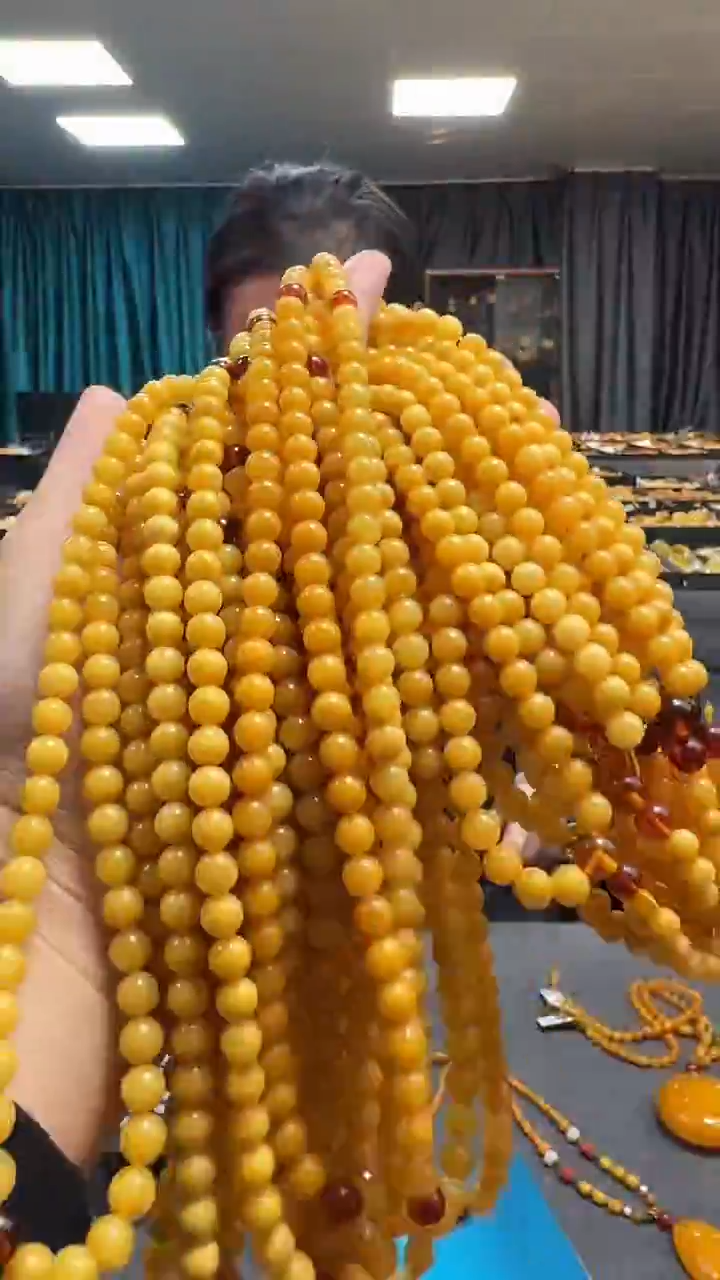 琥珀毛衣链未镶嵌天然保真蜜蜡毛衣链（多样性发其一）