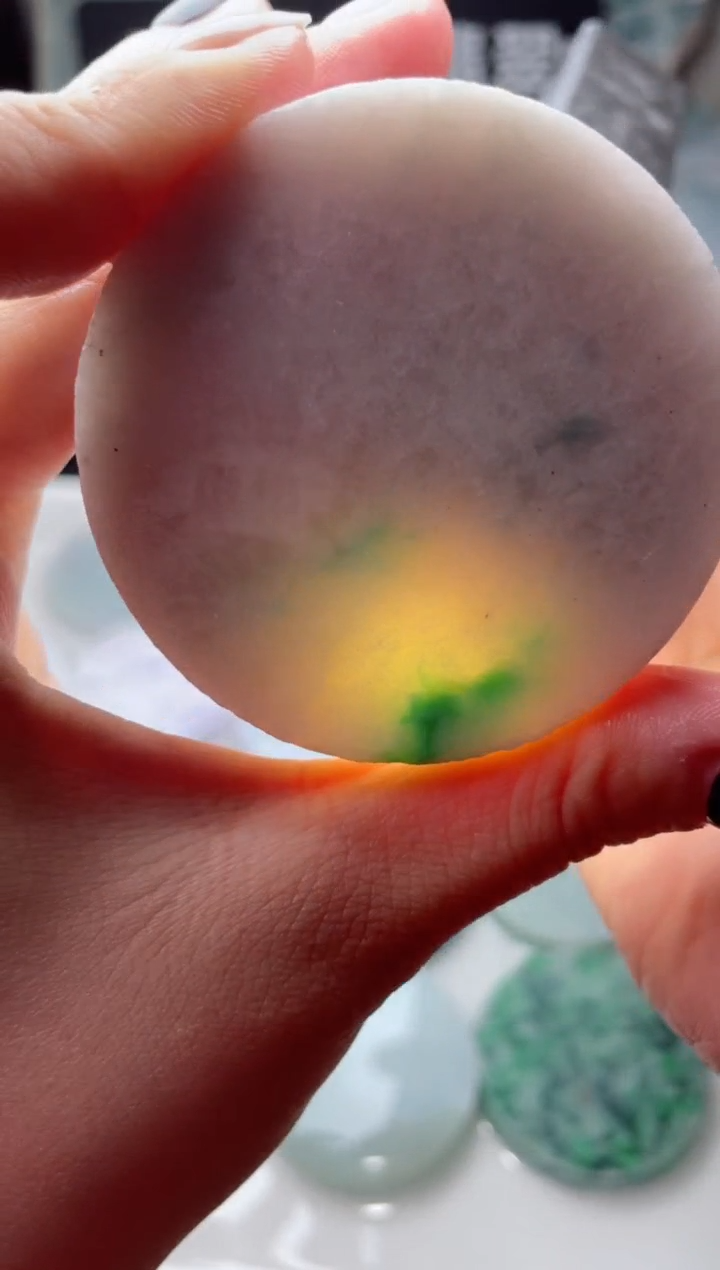 【闪购商品】翡翠颈饰未镶嵌3761......