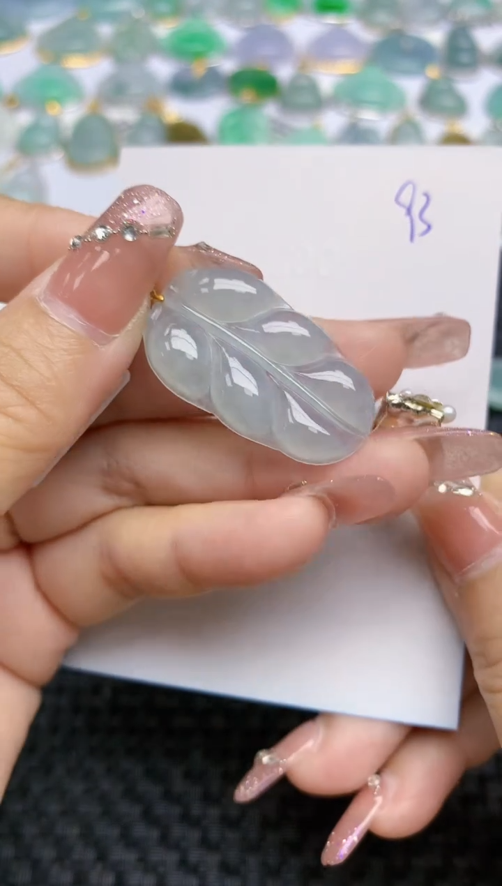 【闪购商品】翡翠颈饰18K金镶嵌天然A货翡翠 93