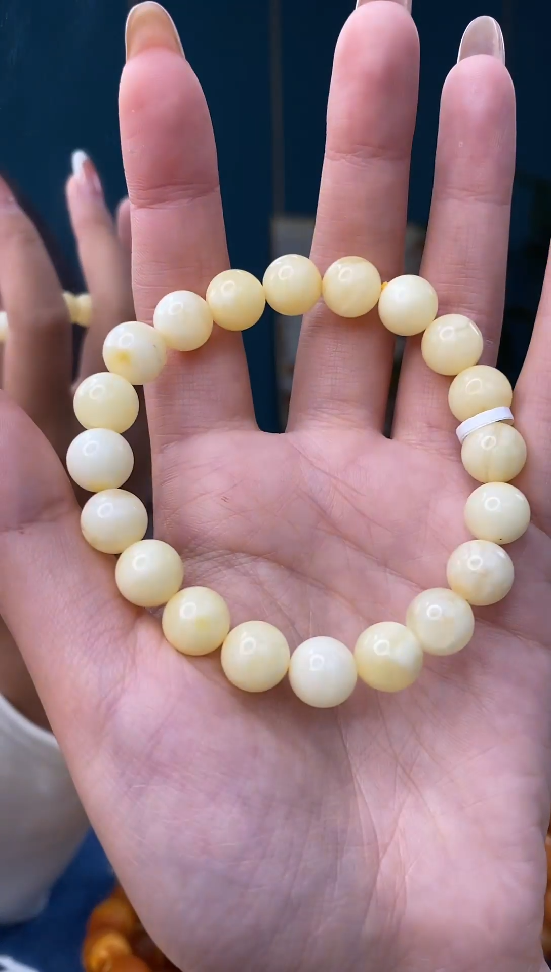 裸石琥珀未镶嵌12/26多样性发其一7微瑕