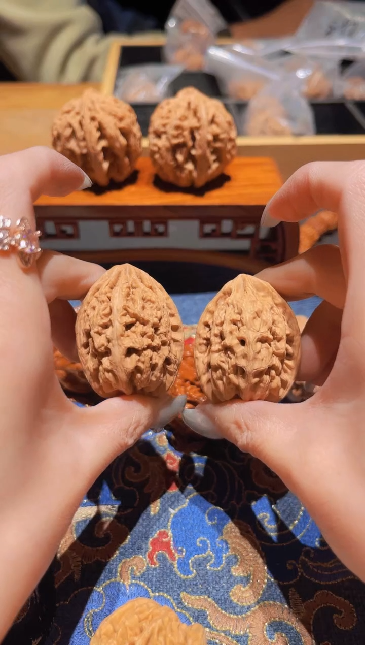 把件文玩核桃119红锦鲤37