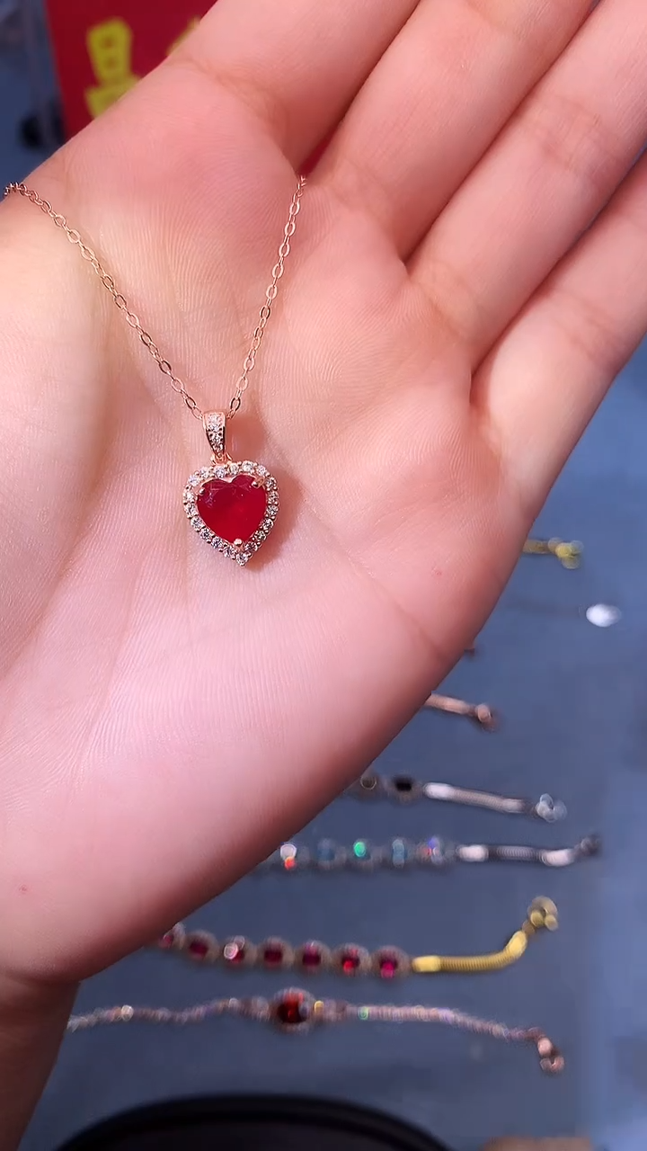 【闪购商品】红宝石吊坠(赠链)银S925镶嵌1111