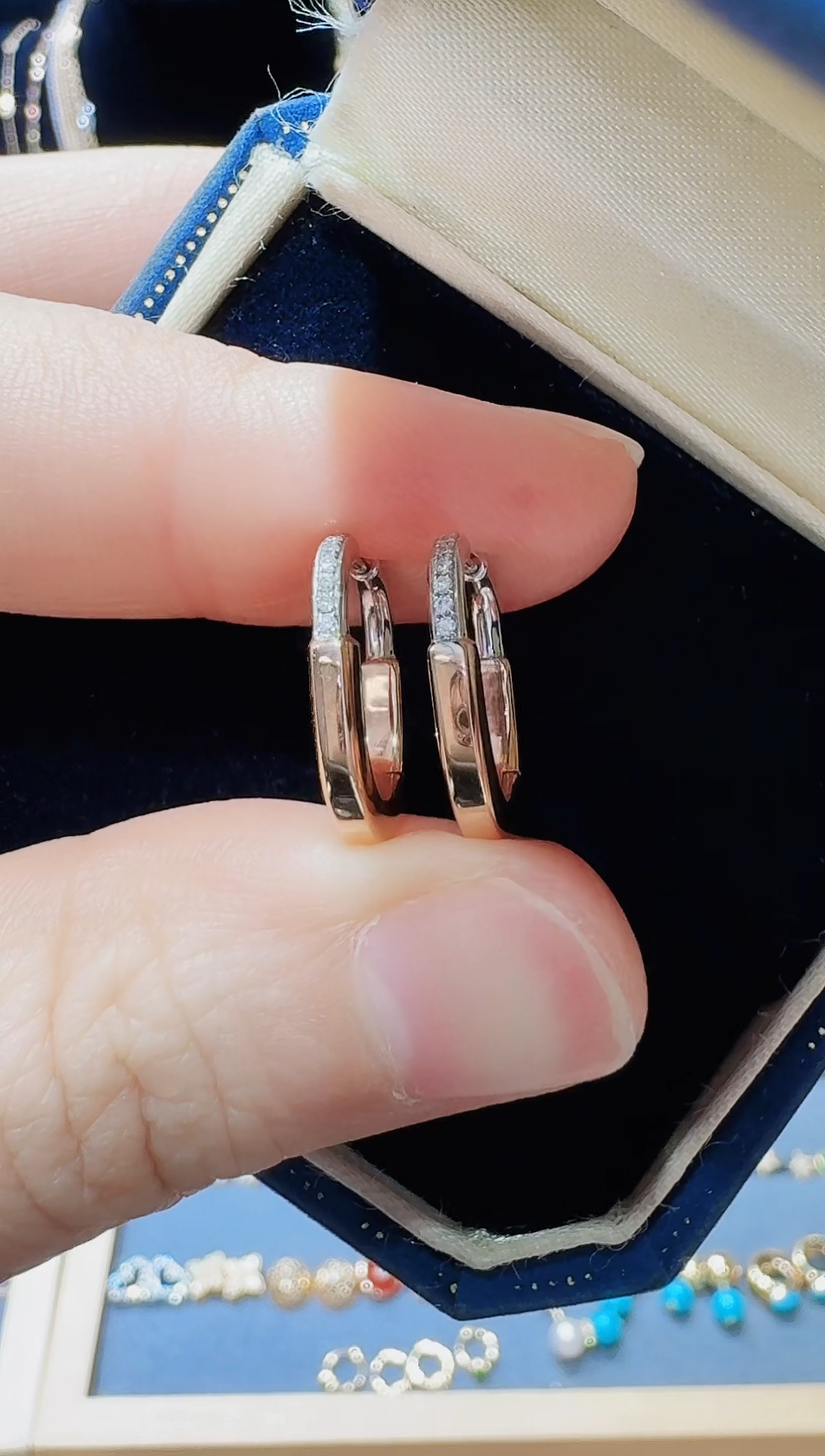 耳扣18K金镶嵌钻石钻石耳扣