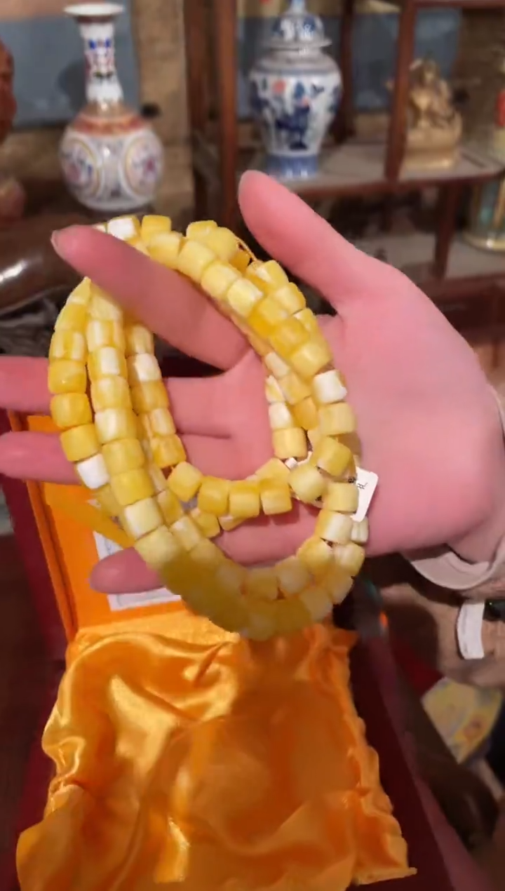 【闪购商品】蜜蜡颈饰未镶嵌黄蜜桶108