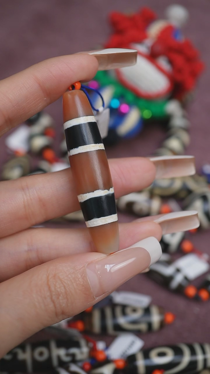 【闪购商品】玛瑙/玉髓颈饰未镶嵌蚀花玛瑙珠定制编绳