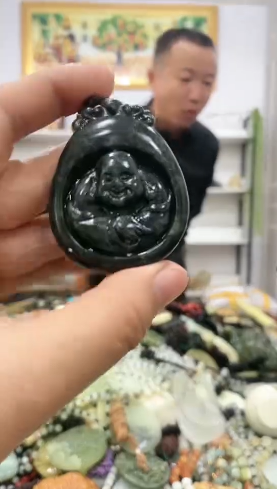 未镶嵌岫玉挂件 