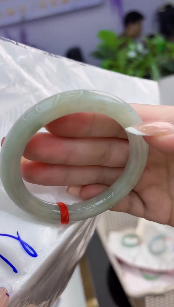 【闪购商品】翡翠手镯未镶嵌翡翠手镯