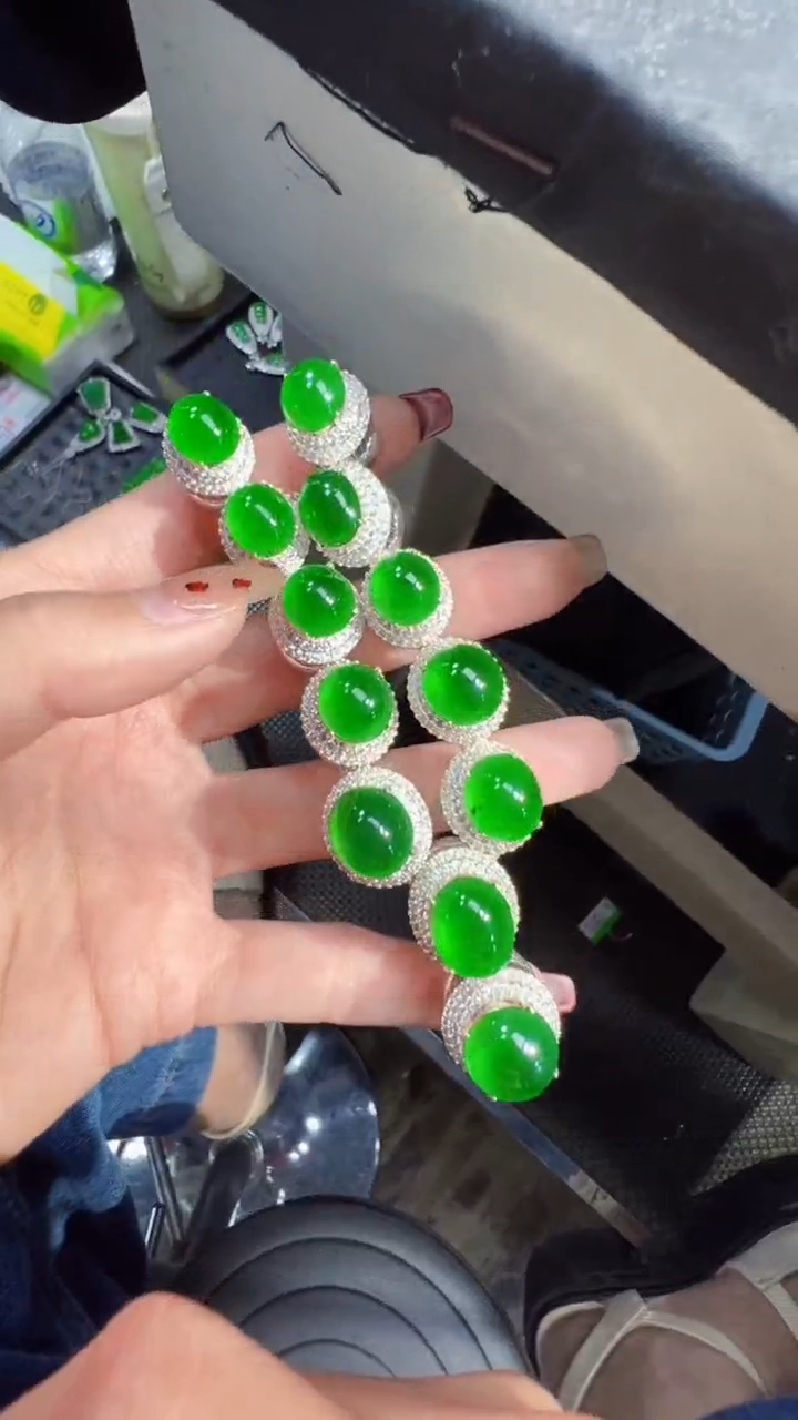 【闪购商品】定制翡翠未镶嵌套链商品多样性发货1