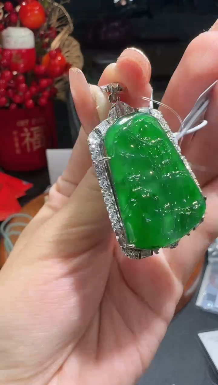 【闪购商品】翡翠颈饰未镶嵌挂件