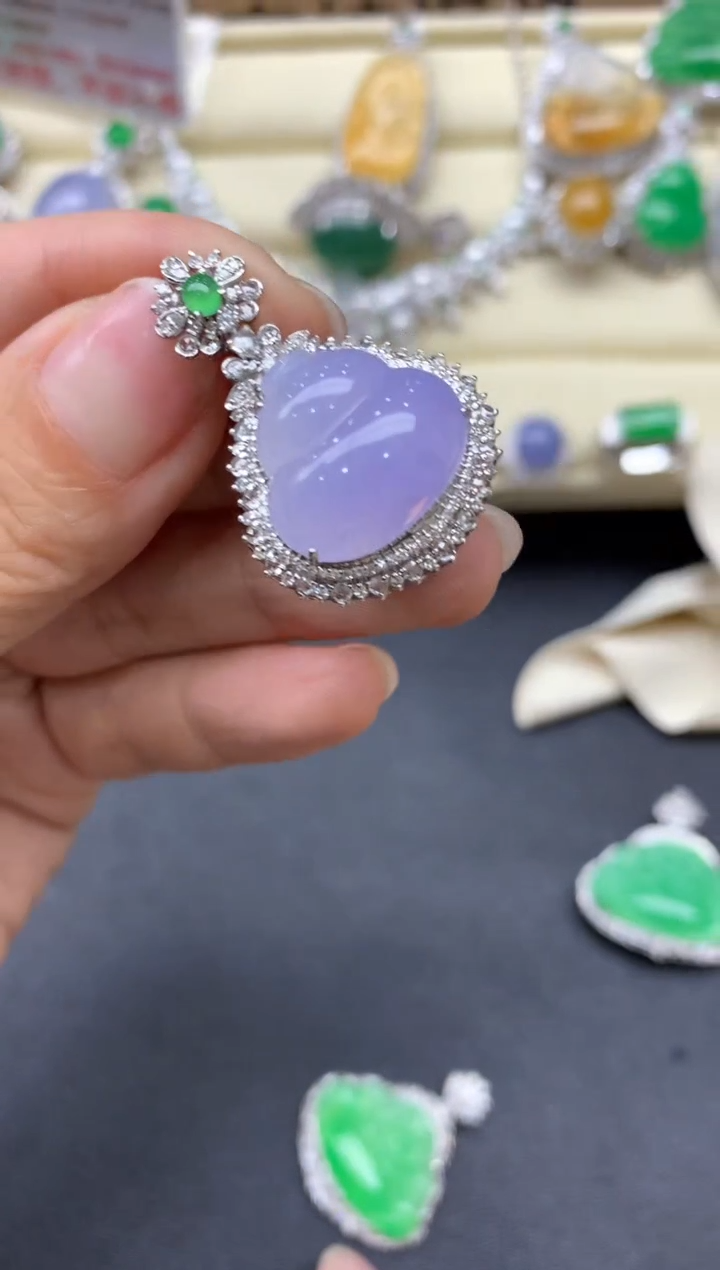 【闪购商品】翡翠颈饰18K金镶嵌663-中国好珍宝