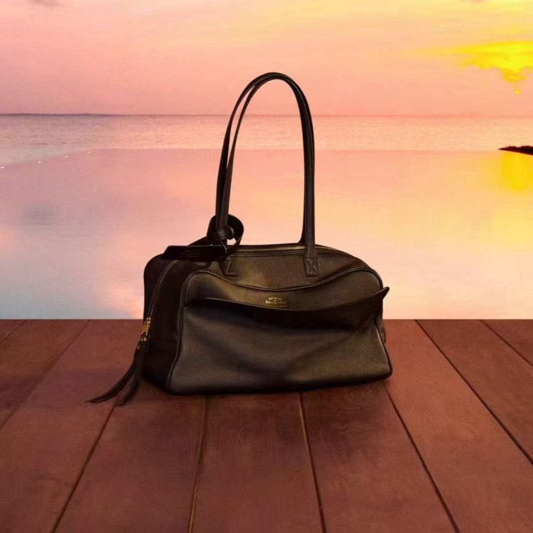 保龄球时尚单肩经典斜跨腋下大号真皮包包黑色女士保龄球包女款