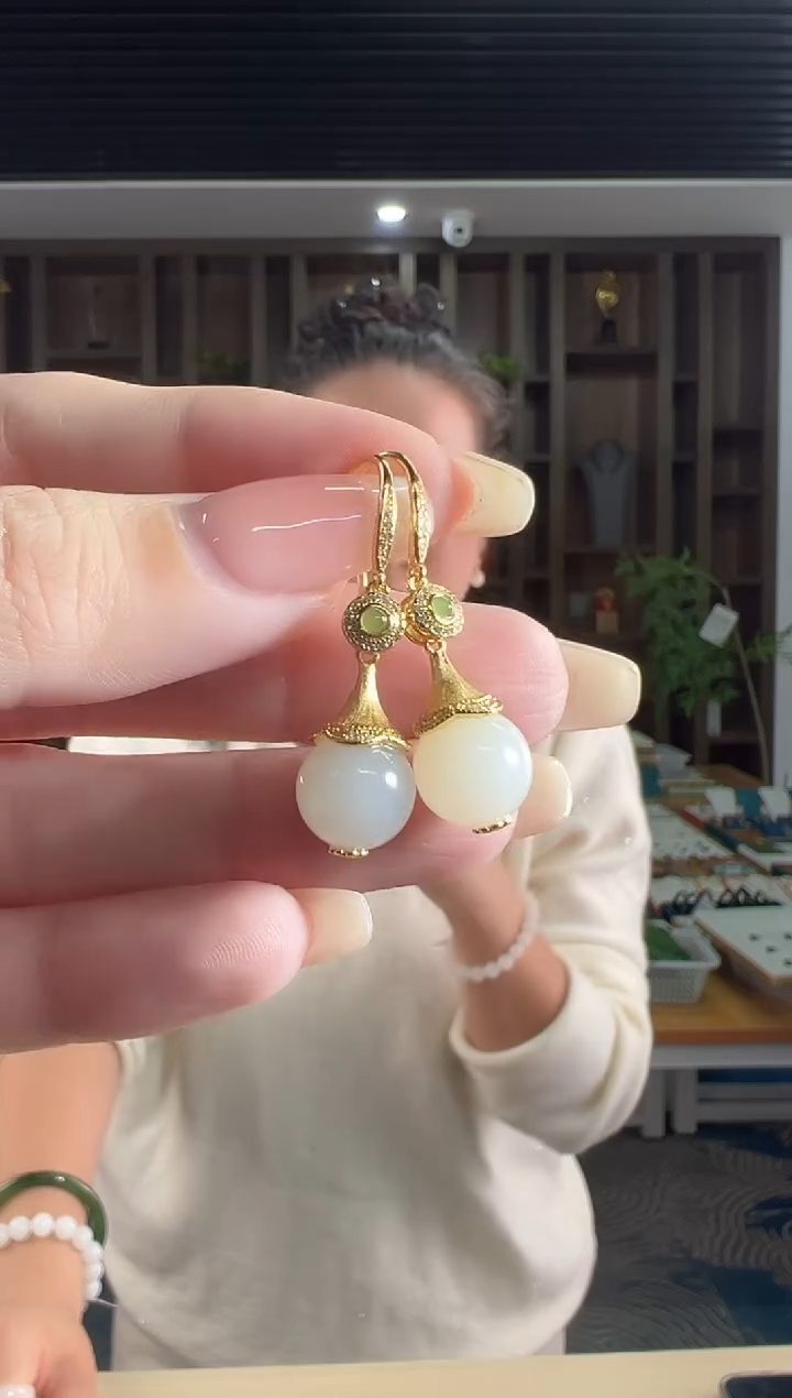 未镶嵌和田玉耳饰圆珠白玉耳环（多样性发货）