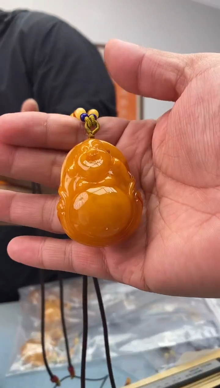 琥珀未镶嵌珠宝奇石假一罚十，微瑕多样性发一件022