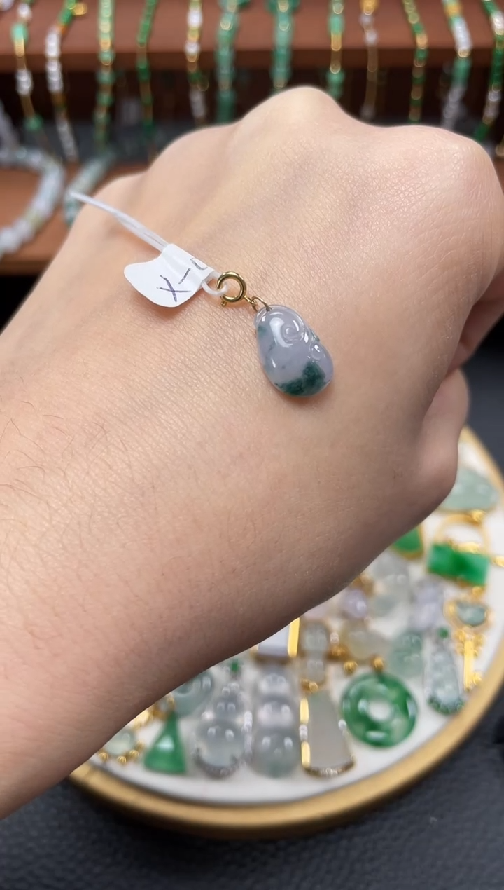 【闪购商品】翡翠吊坠(不含链)18K金镶嵌一个   JK135