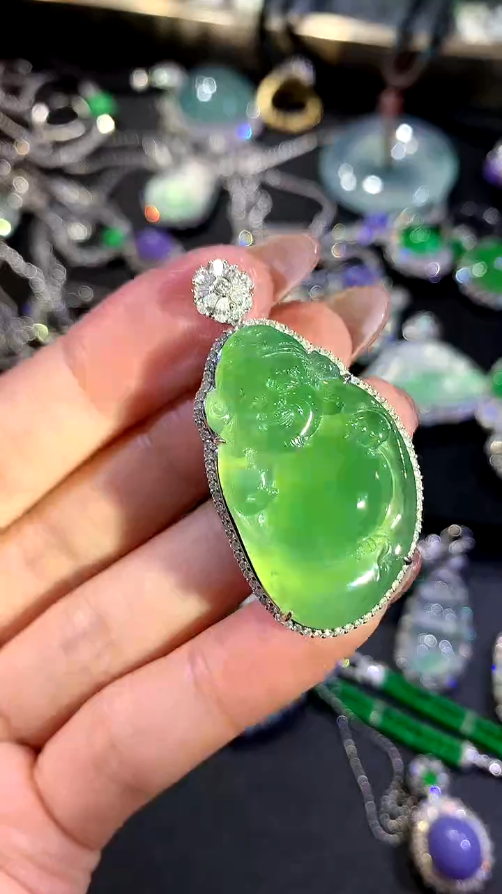 【闪购商品】翡翠吊坠(不含链)18K金镶嵌146-米爷