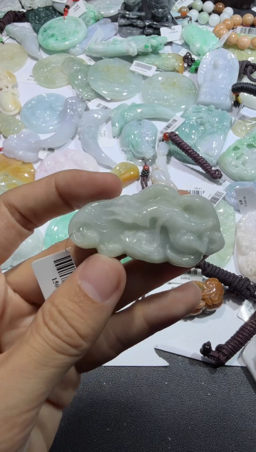 【闪购商品】翡翠颈饰未镶嵌00005392