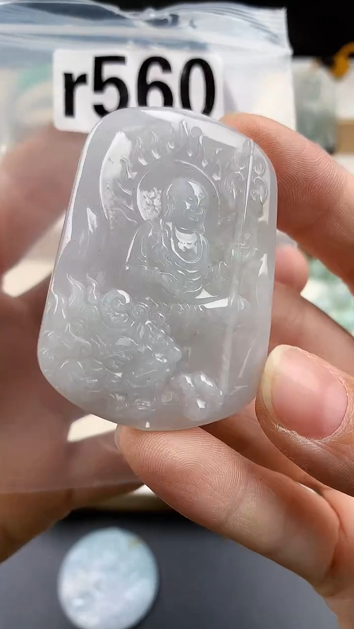 颈饰未镶嵌翡翠天然翡翠吊坠挂件