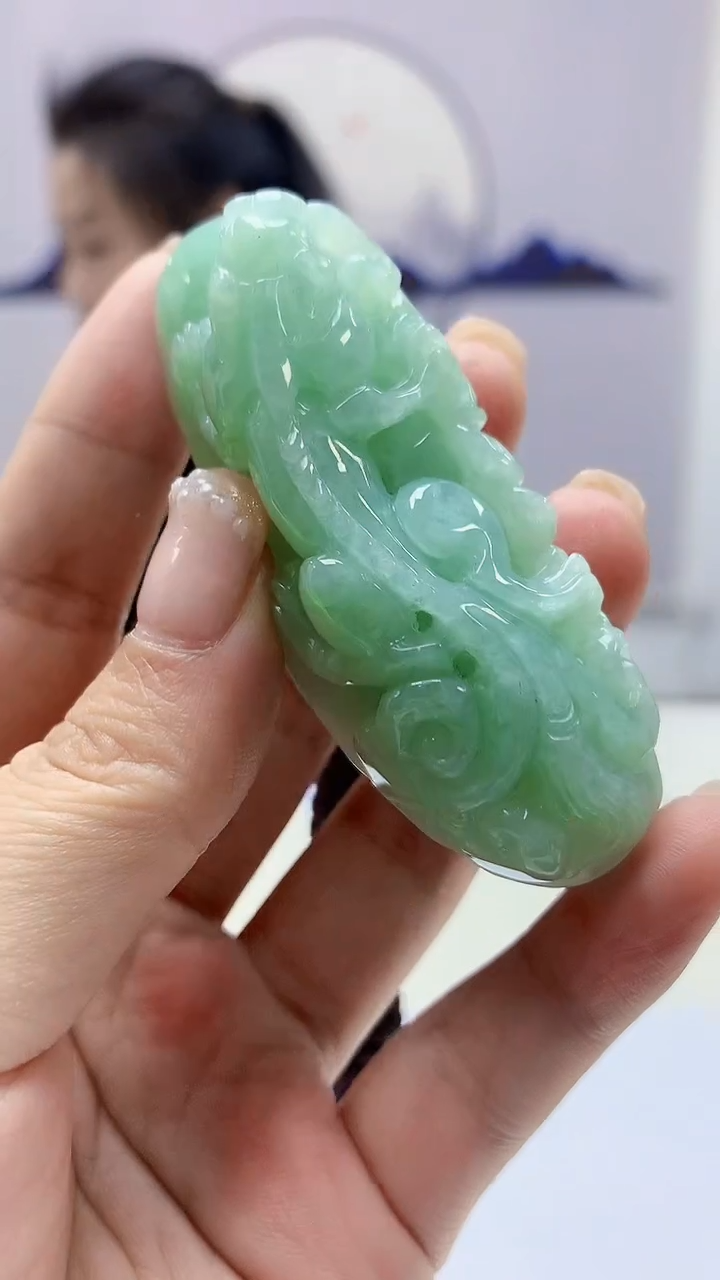 【闪购商品】定制翡翠未镶嵌4902ms-毛货82蜥蜴
