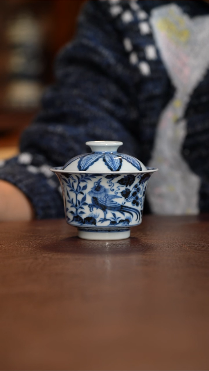 元青花锦鸡纹马蹄盖碗