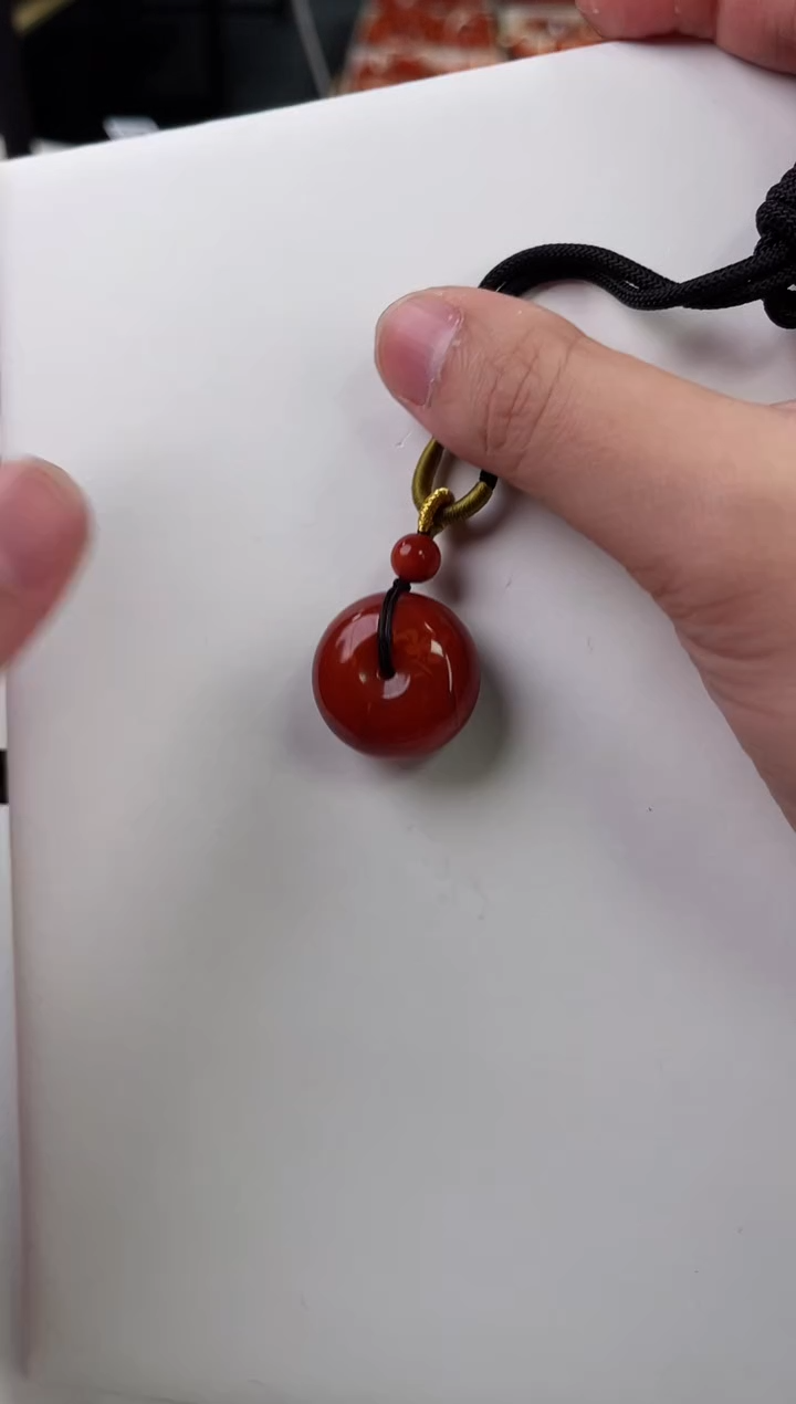 【闪购商品】南红玛瑙平安扣未镶嵌一个/条