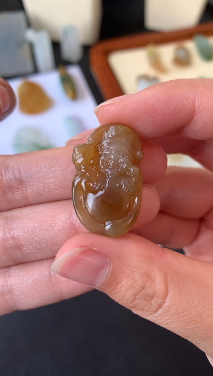 【闪购商品】定制翡翠未镶嵌翡翠