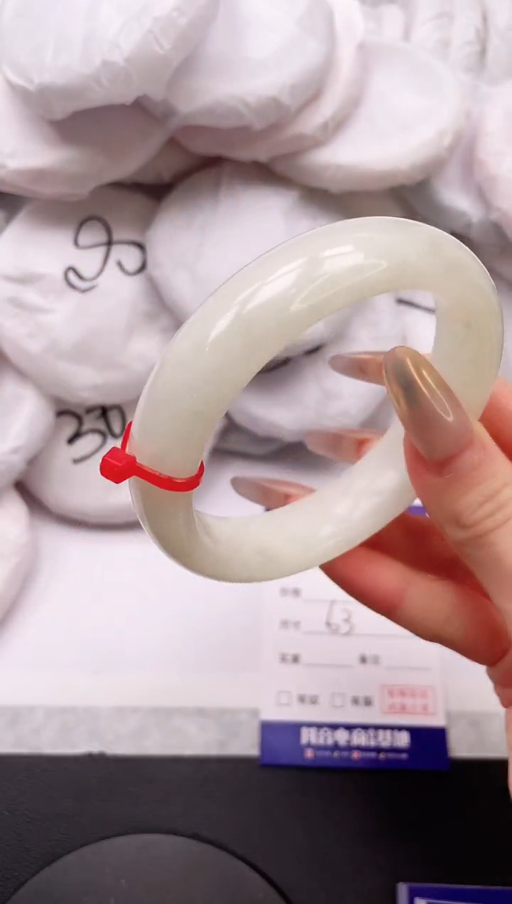 【闪购商品】和田玉手镯未镶嵌4K20-63