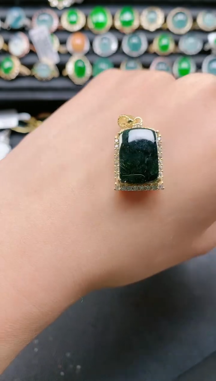 【闪购商品】翡翠戒指银S925镶嵌111111