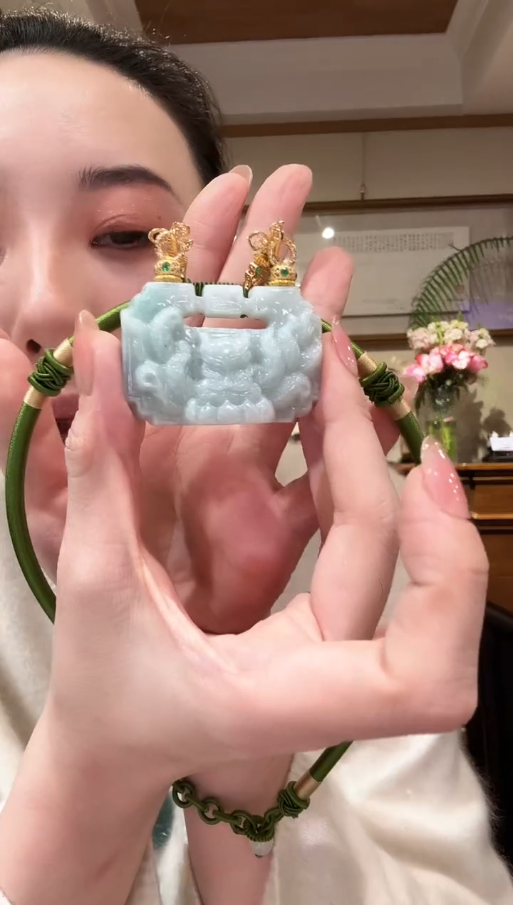 【闪购商品】翡翠颈饰未镶嵌国风