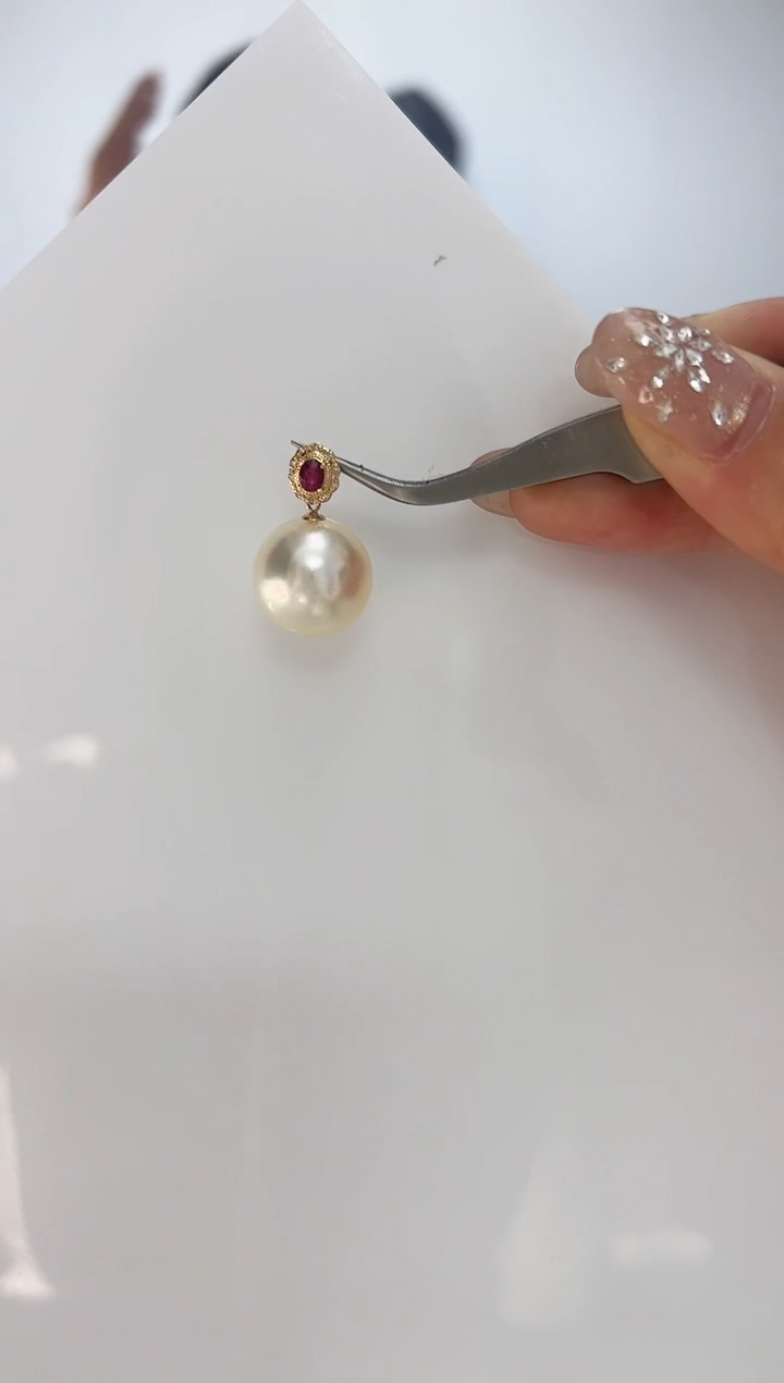 【闪购商品】海水珍珠DA18K金镶嵌澳白吊坠 14 E124