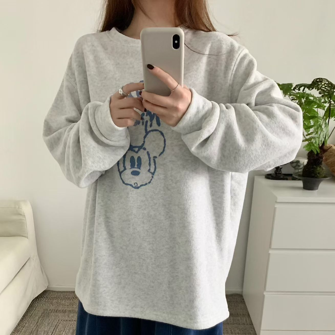 【实体店品质】韩系简约慵懒感 毛巾料米奇印花加绒长袖T恤 BE 158