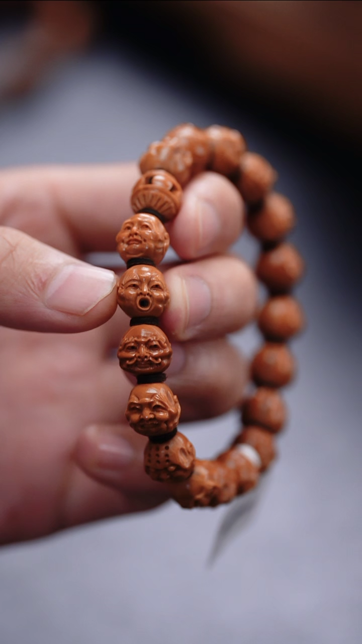 【闪购商品】橄榄核吊坠更厉害